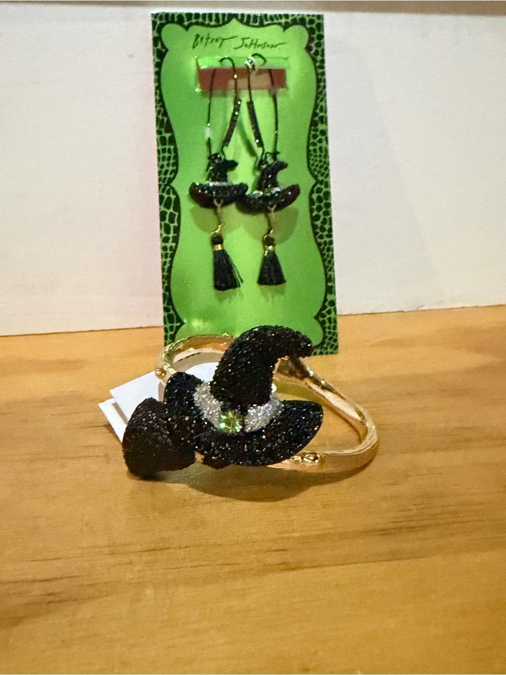 Betsey Johnson Black Witch Hat & Broom Gold Hinge Bangle Bracelet & Earrings